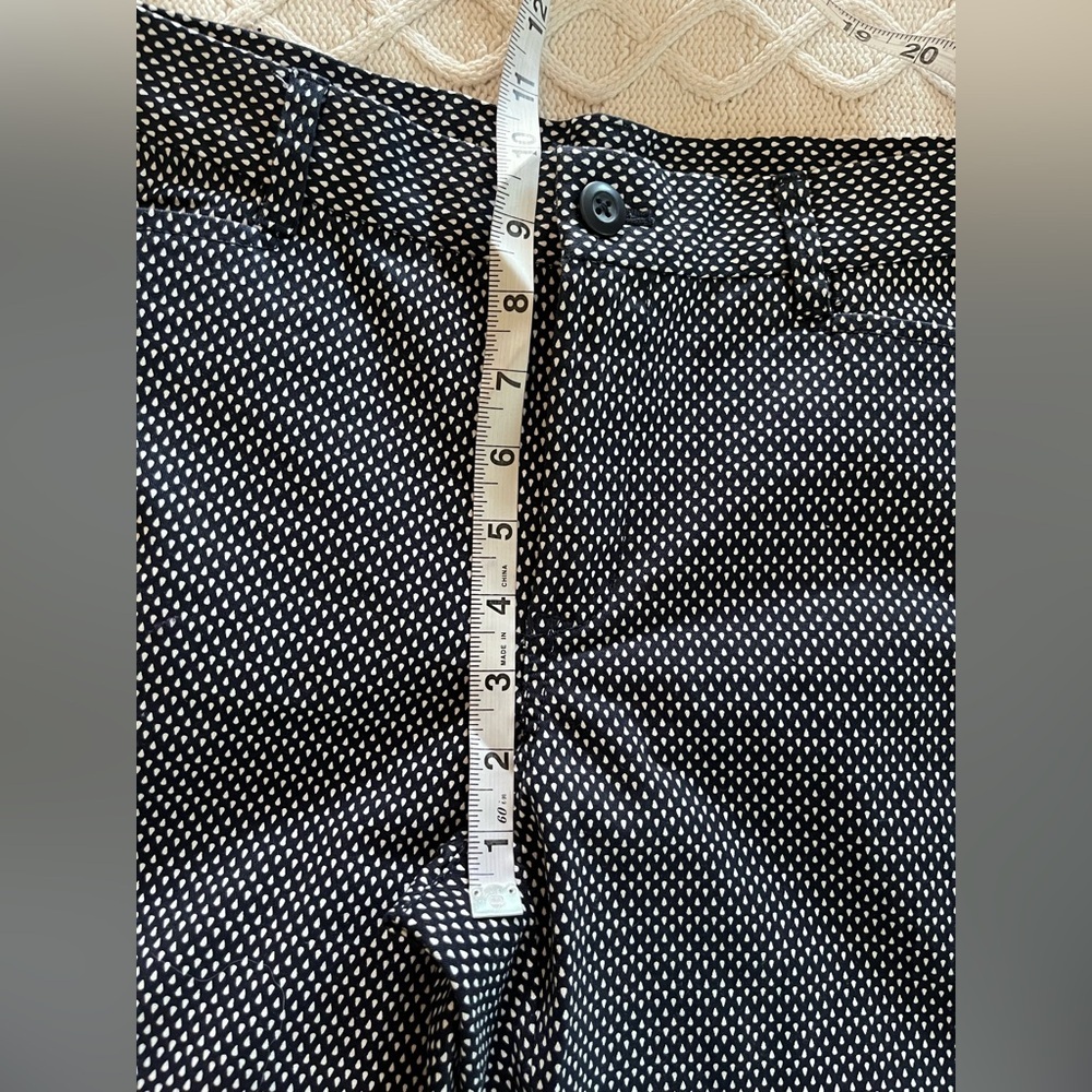 GAP Khaki Navy and White Patterned Pants Slim City Style Women’s Size 8, Ankle - Picture 16 of 16